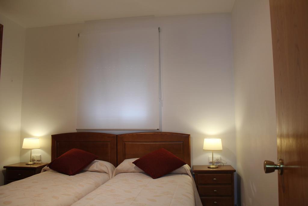 Apartamentos Picea Azul Vega de Espinareda Chambre photo